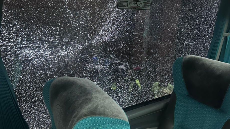 El bus de Millonarios fue atacado previo al clásico vs Atlético Nacional